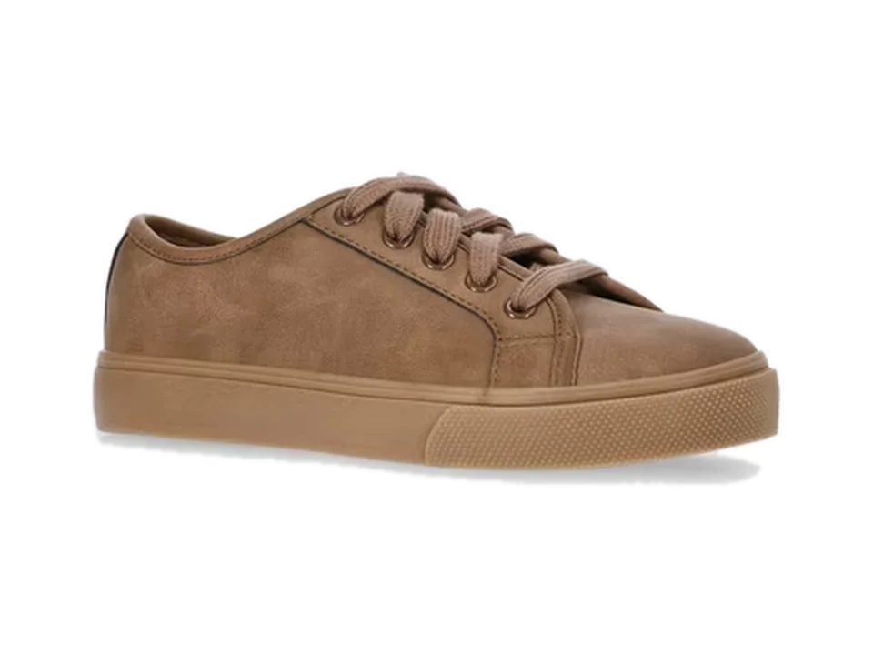 Casual footwear products — footwear category